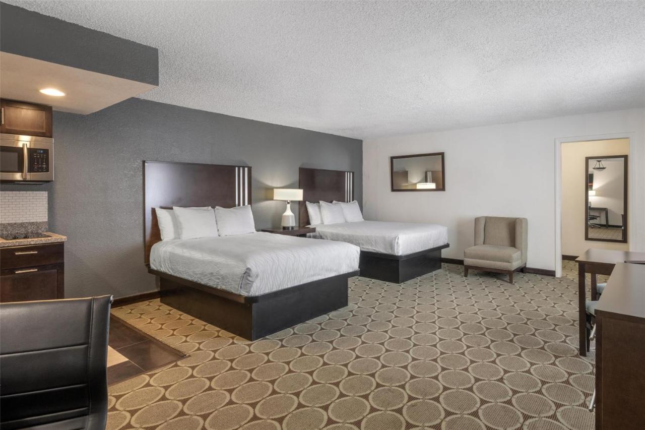 Queen Room with Two Queen Beds and Kitchenette - Non-Smoking at Best Western Pahrump Oasis
