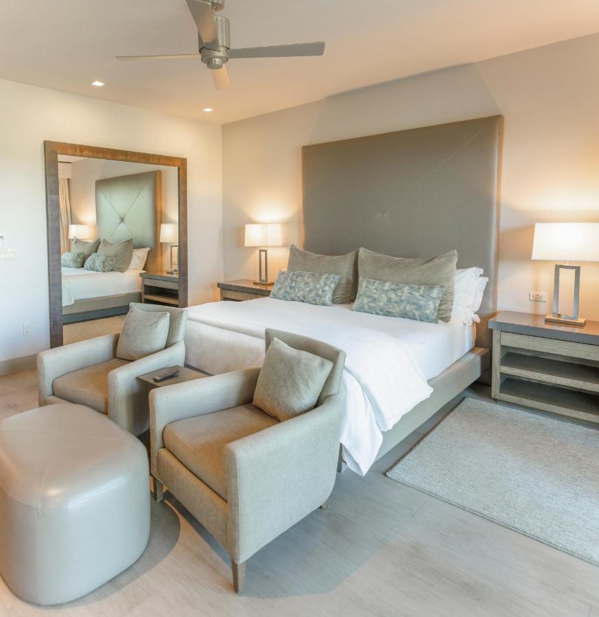 Superior Suite with King Bed at SENZA Hotel
