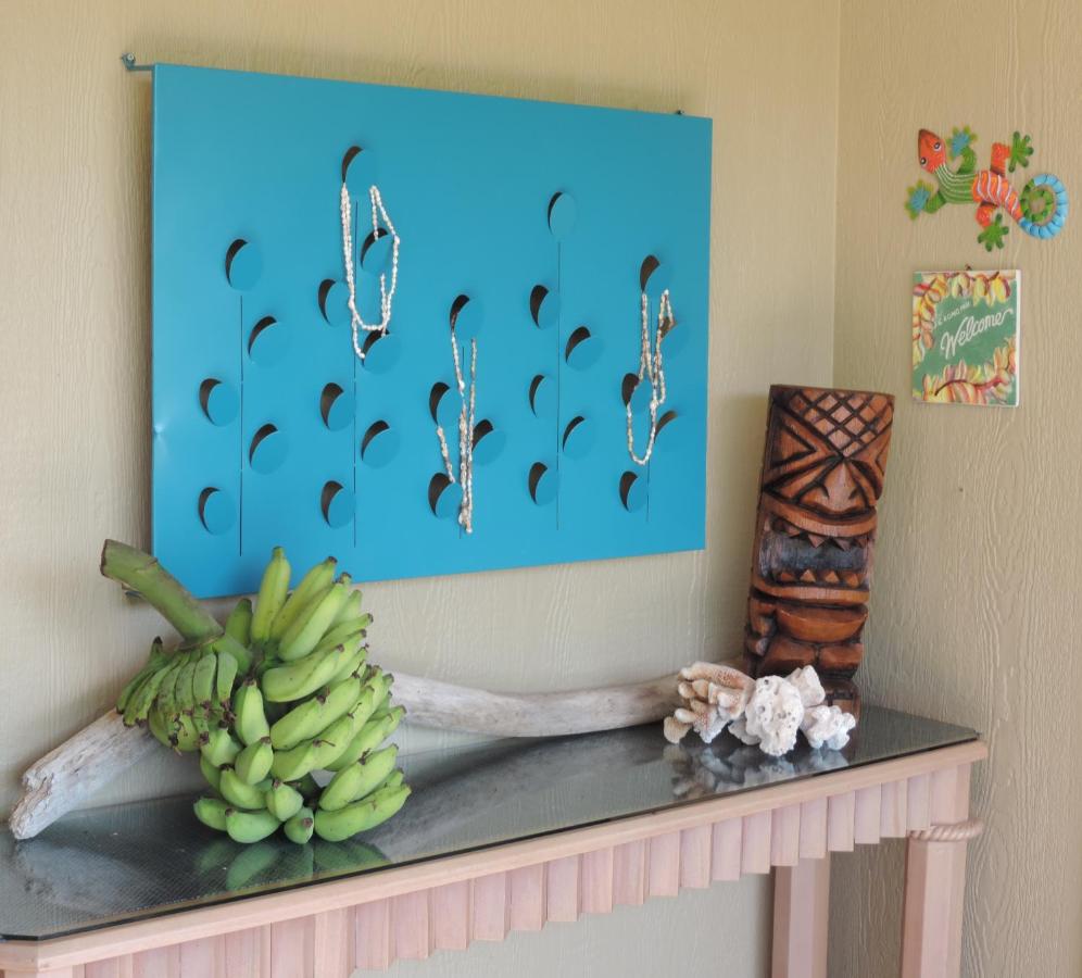 | Mahana House Country Inn
