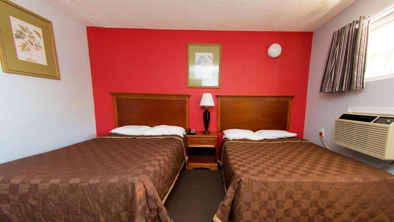 | Scottish Inn and Suites - Bensalem-Philadelphia