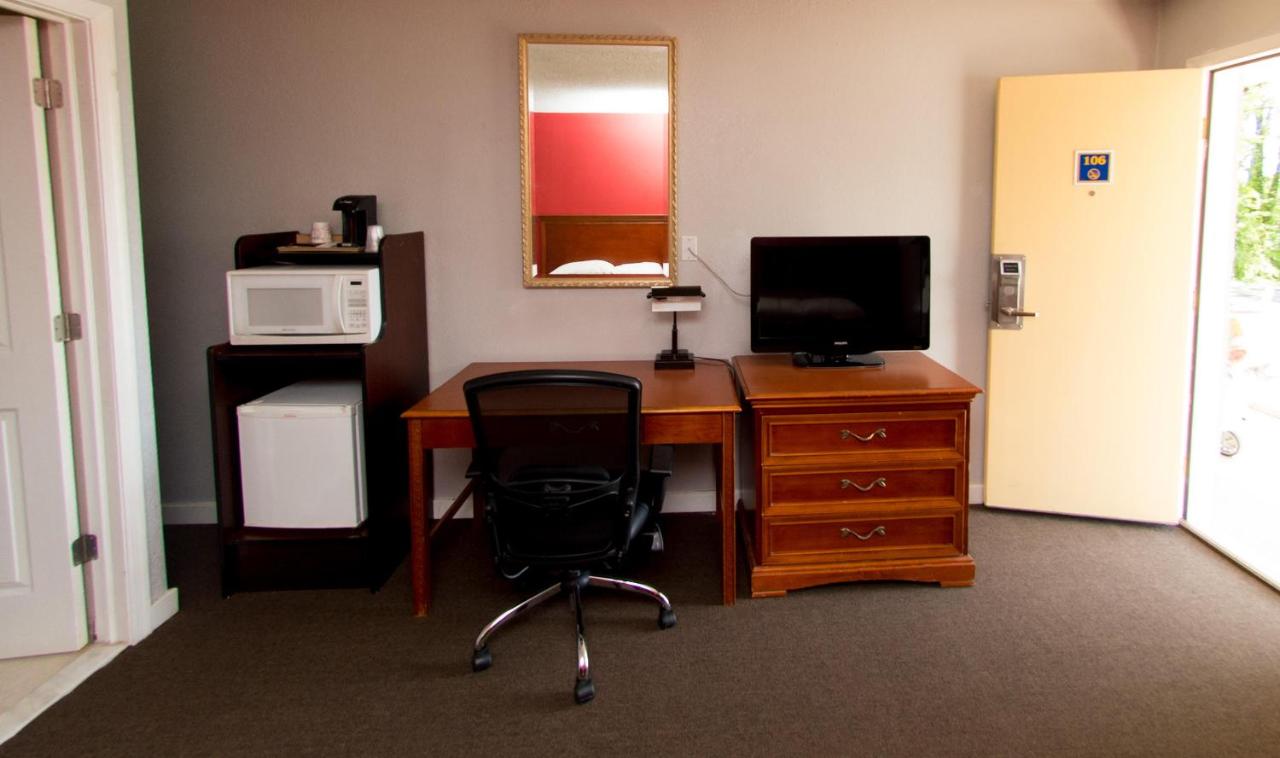 | Scottish Inn and Suites - Bensalem-Philadelphia