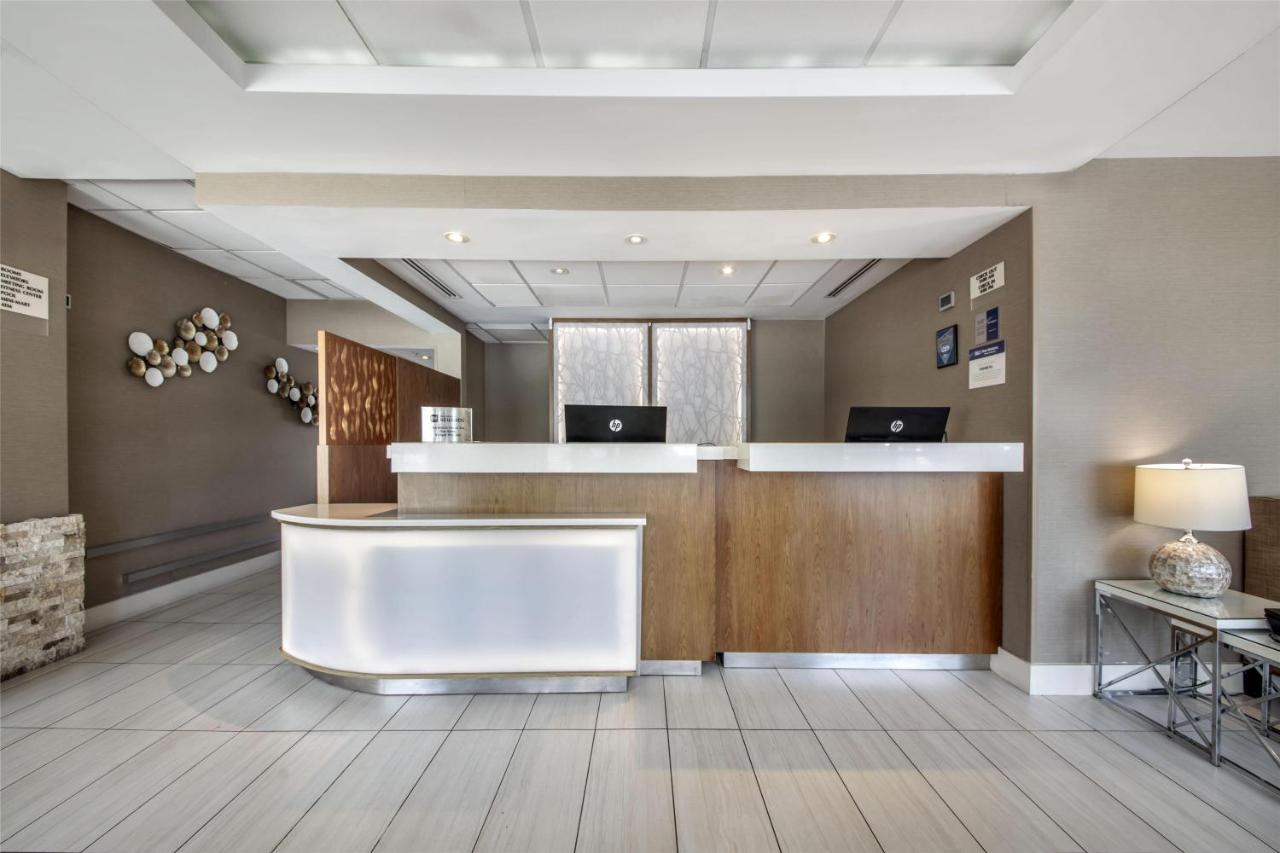 | Best Western Plus Windsor Inn