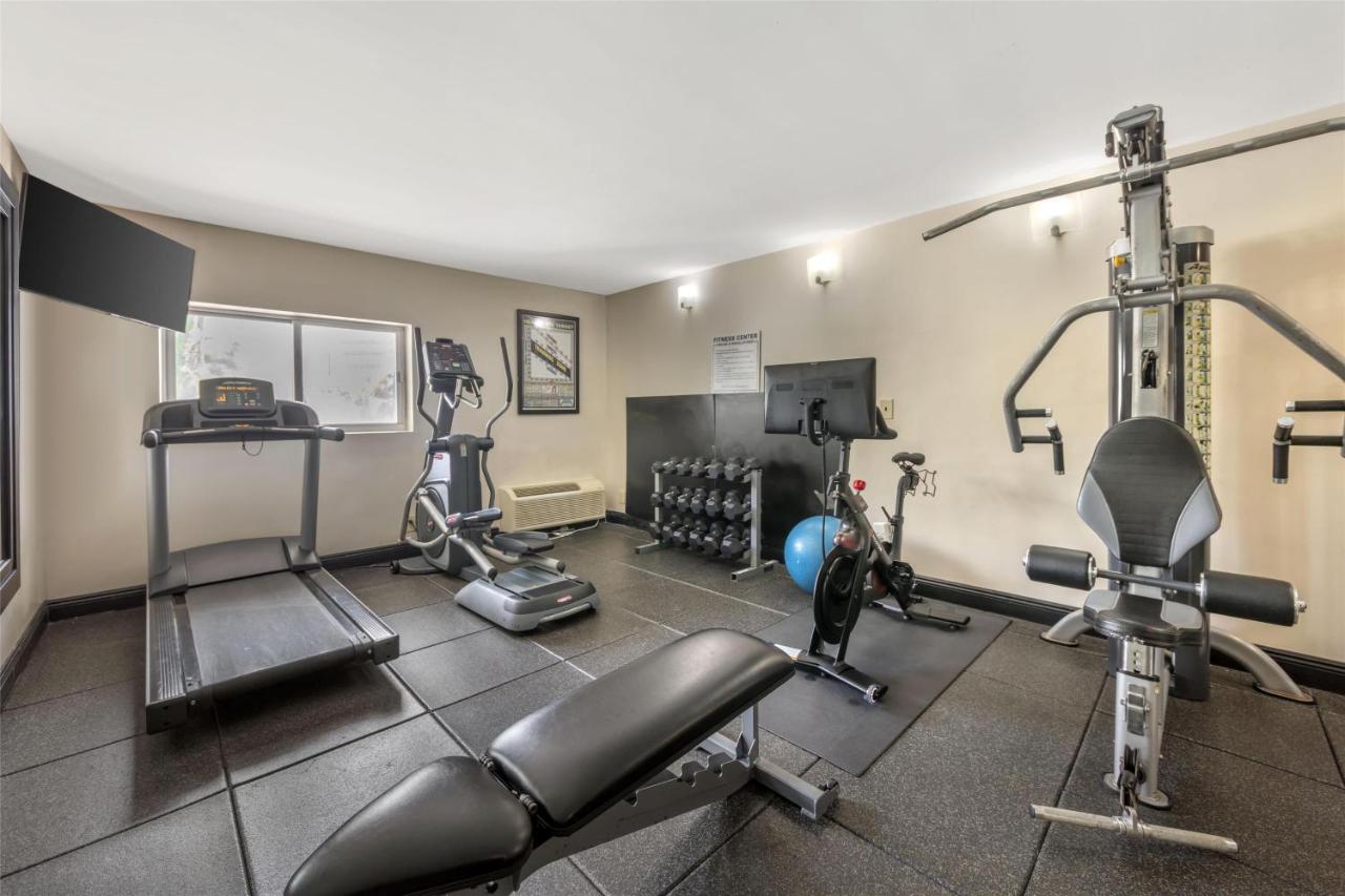 | Best Western Plus Windsor Inn