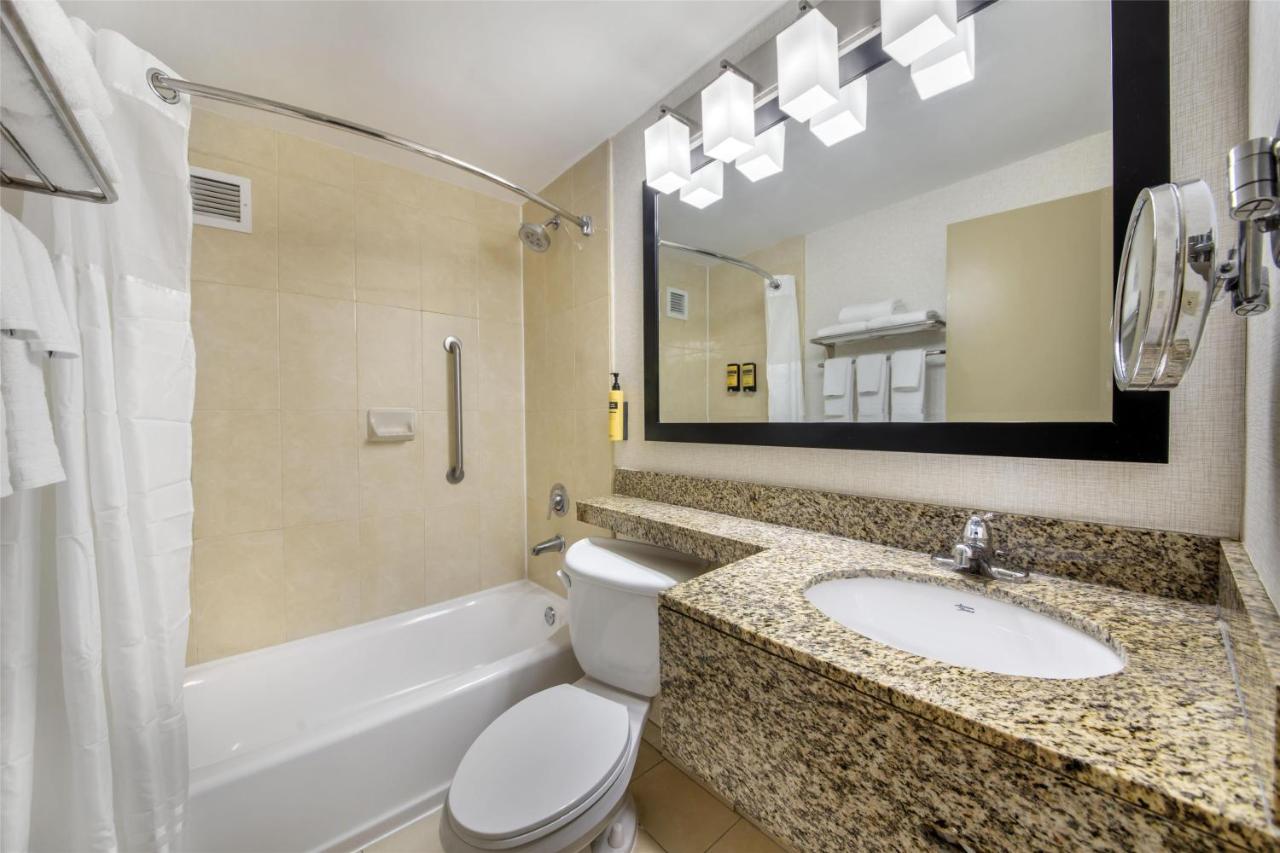 | Best Western Plus Windsor Inn