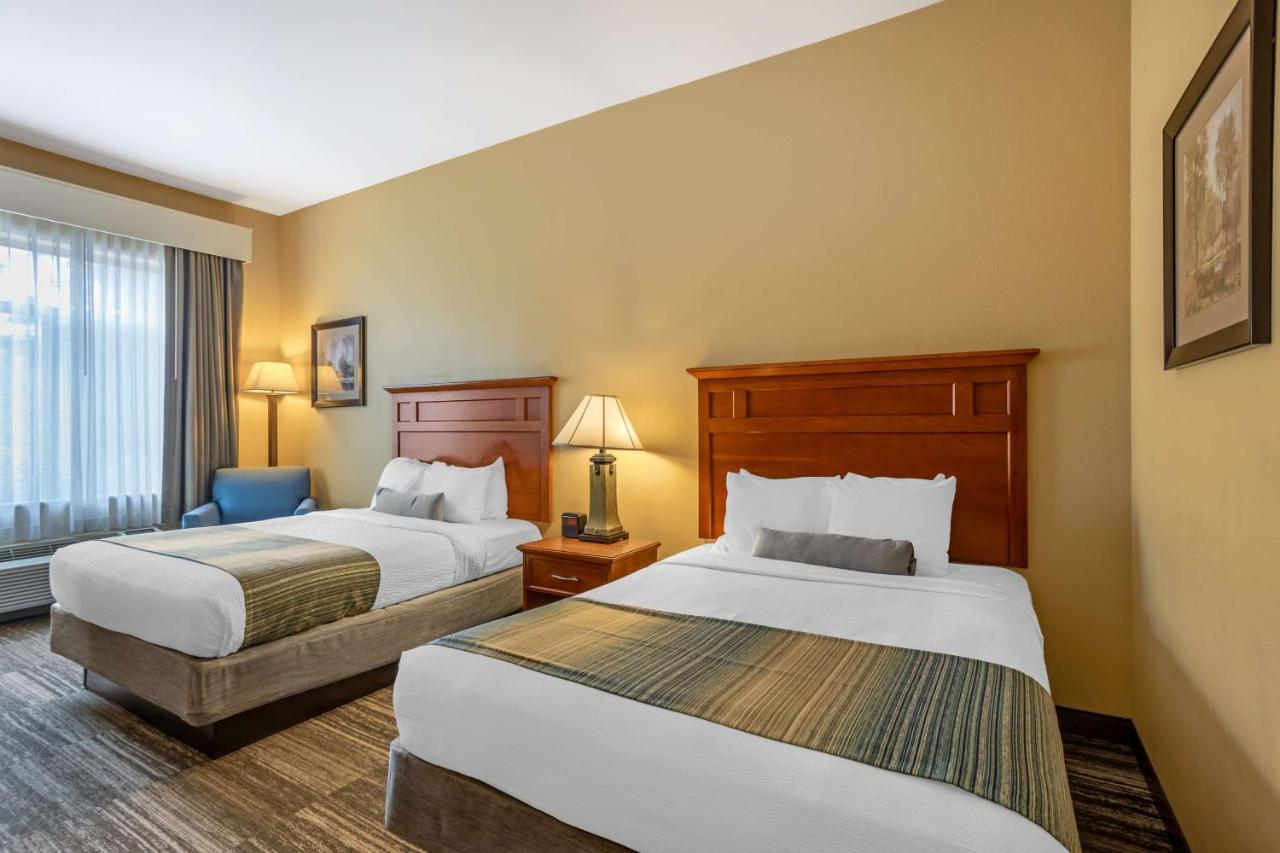  | Best Western Plus University Park Inn & Suites