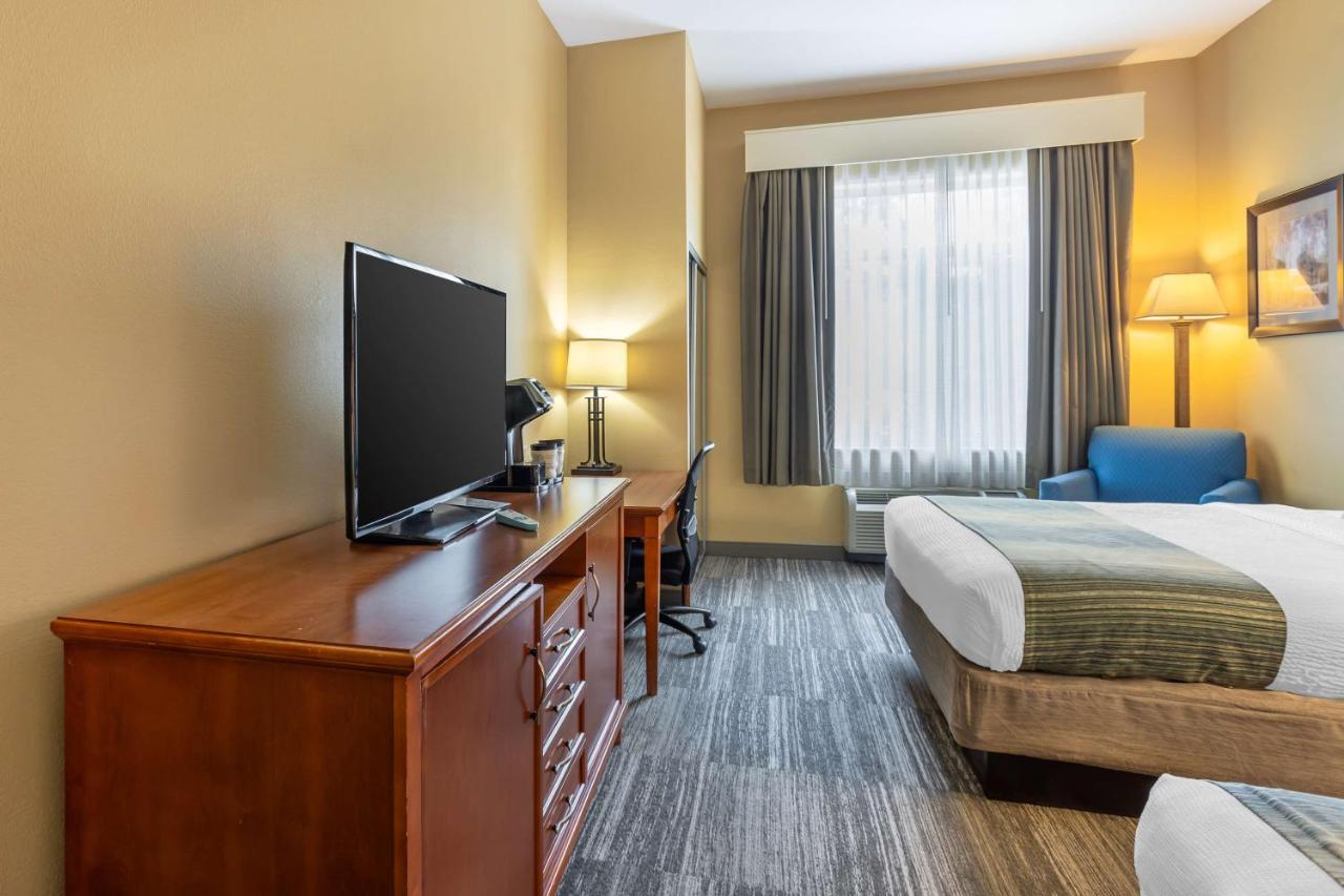  | Best Western Plus University Park Inn & Suites