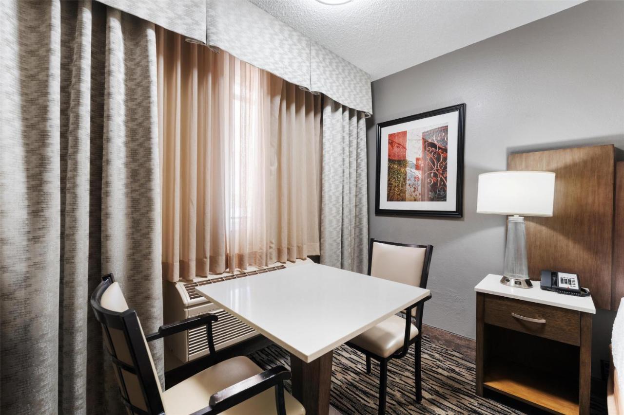  | Best Western Los Alamitos Inn & Suites