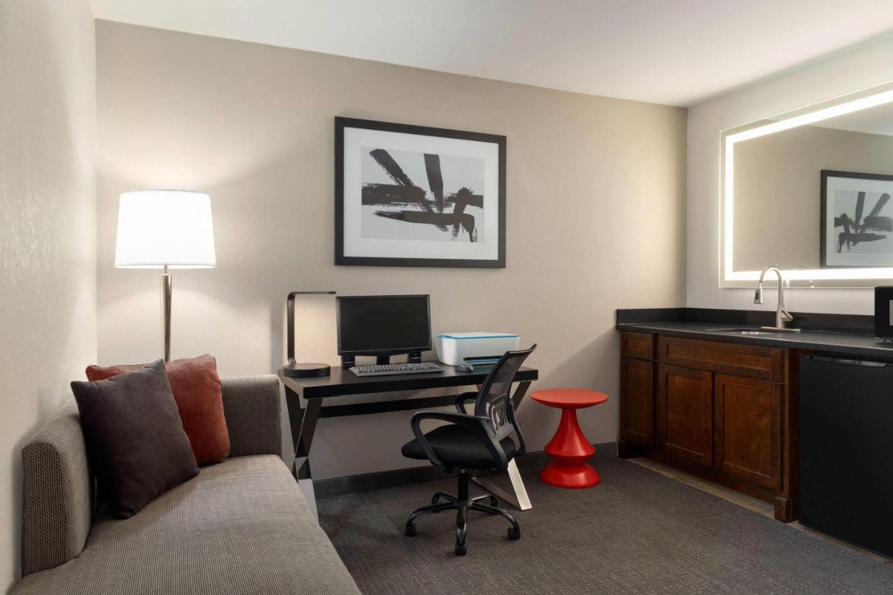 Deluxe One-Bedroom King Suite - Non-Smoking at Ramada by Wyndham Del Rio