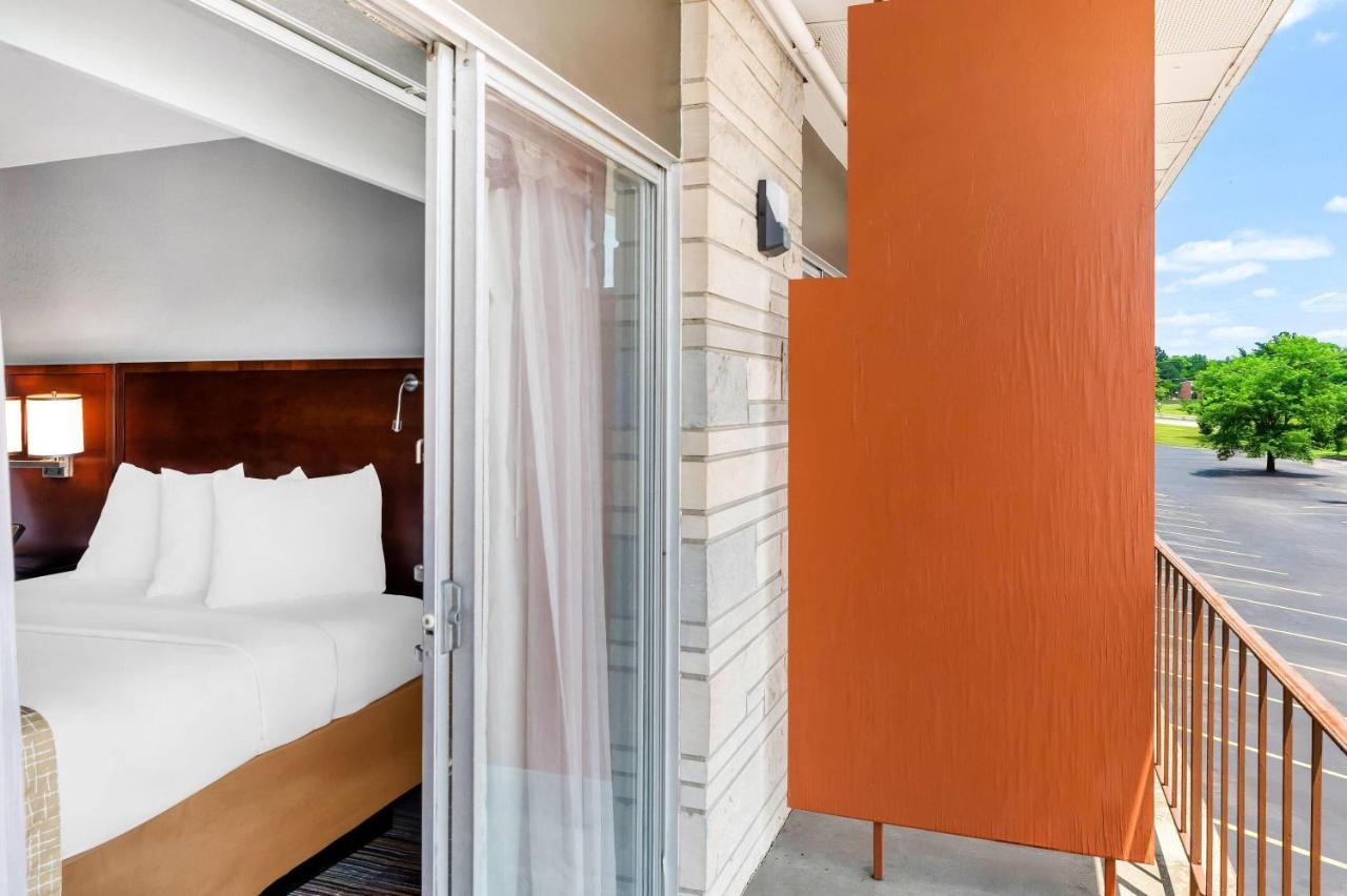 Deluxe Queen Room with Two Queen Beds - Non-Smoking at Travelodge by Wyndham Bloomington