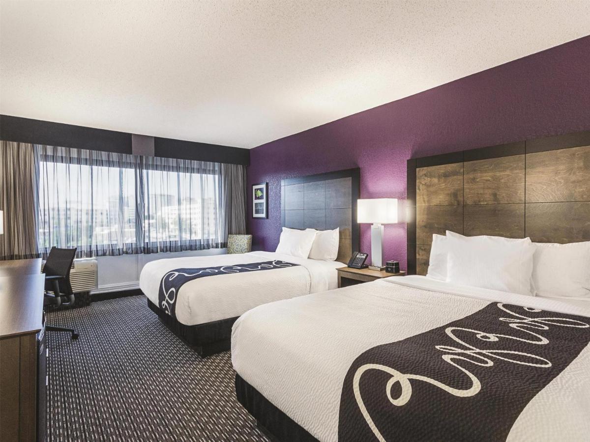 Deluxe Queen Room with Two Queen Beds at La Quinta Inn & Suites by Wyndham Virginia Beach