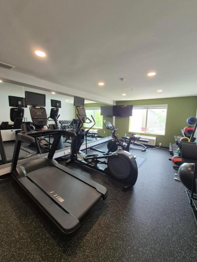 | Fairfield Inn & Suites by Marriott Lancaster