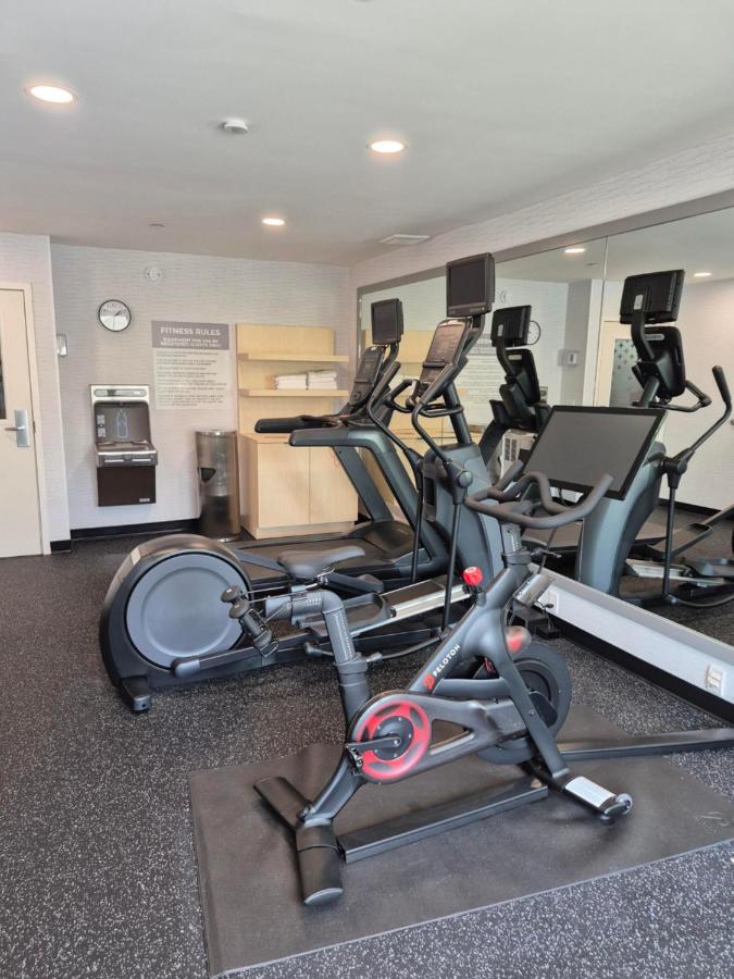 | Fairfield Inn & Suites by Marriott Lancaster