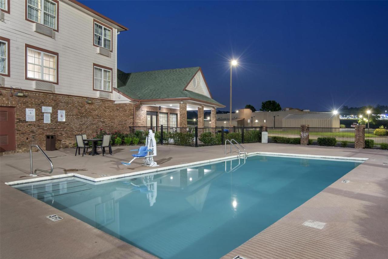 | Best Western Plus Bessemer
