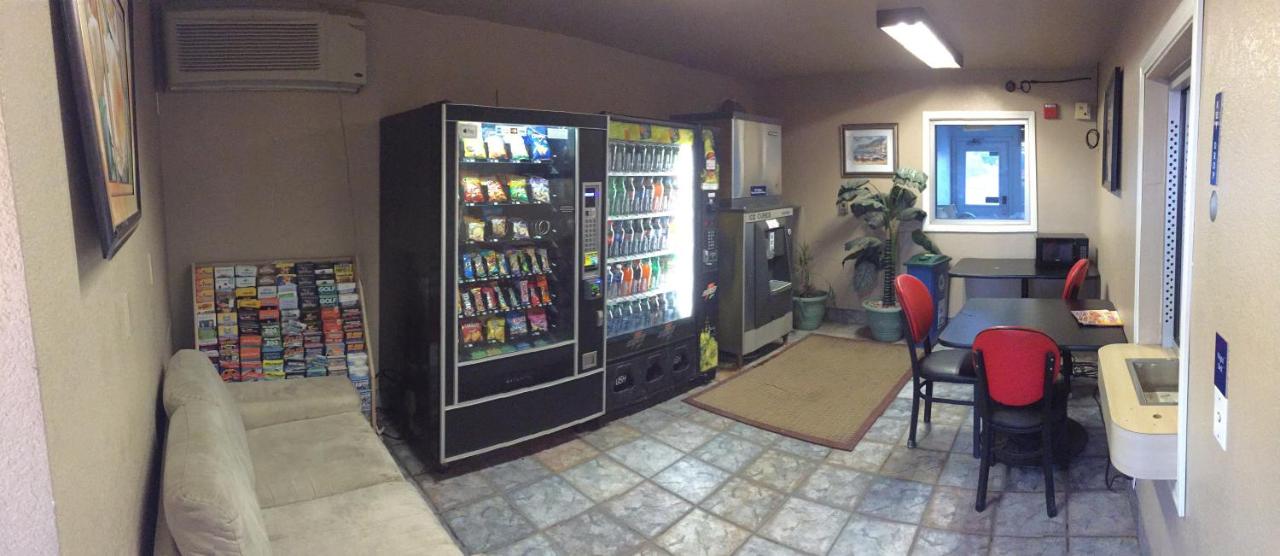 | Hilltop Inn & Suites