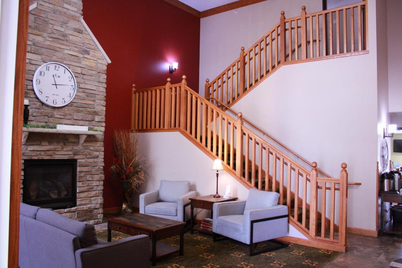 | Canby Inn and Suites