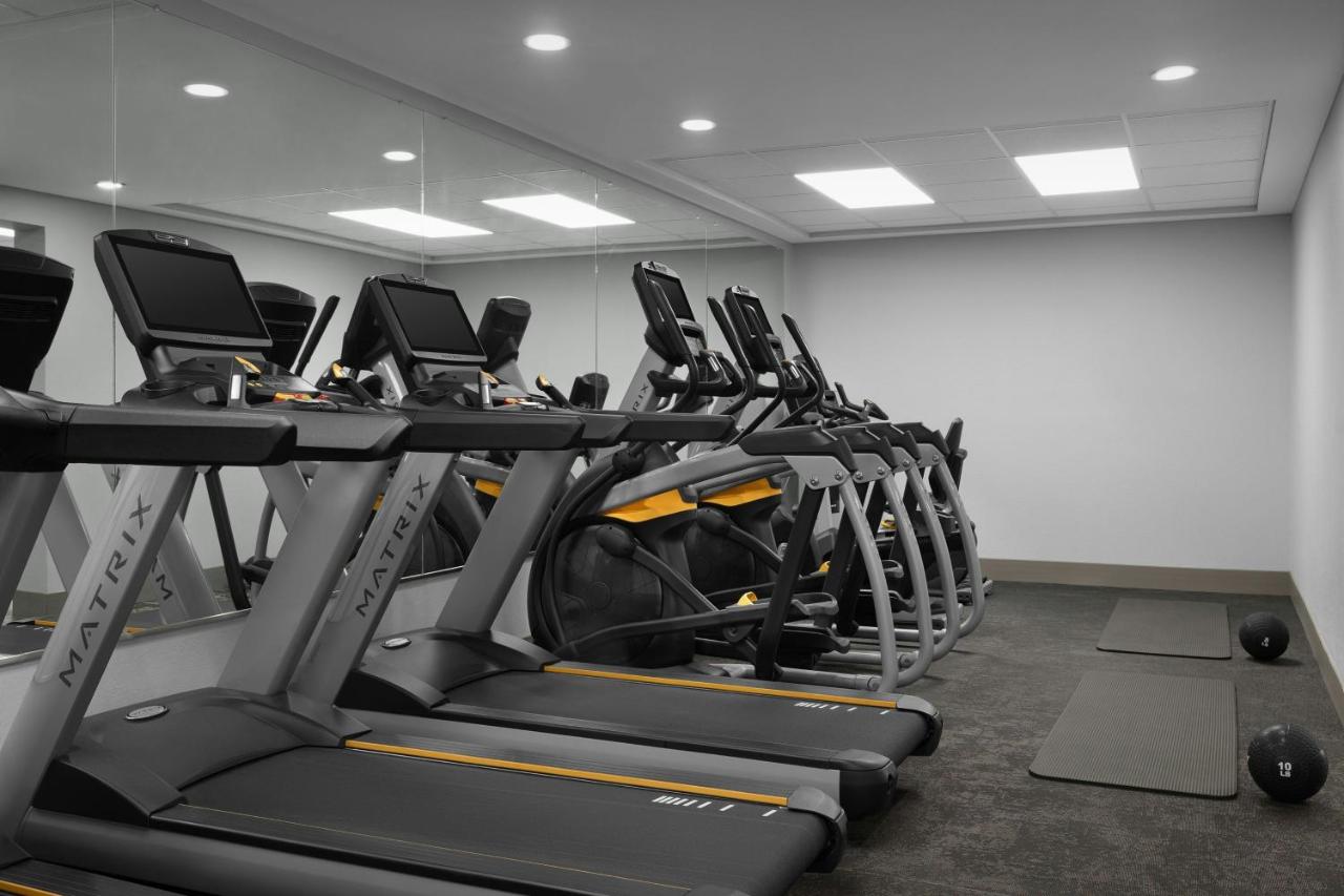 | Fairfield Inn and Suites by Marriott Winston Salem/Hanes