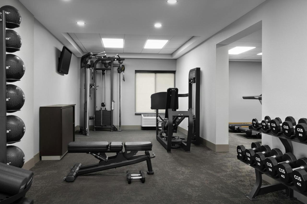 | Fairfield Inn and Suites by Marriott Winston Salem/Hanes