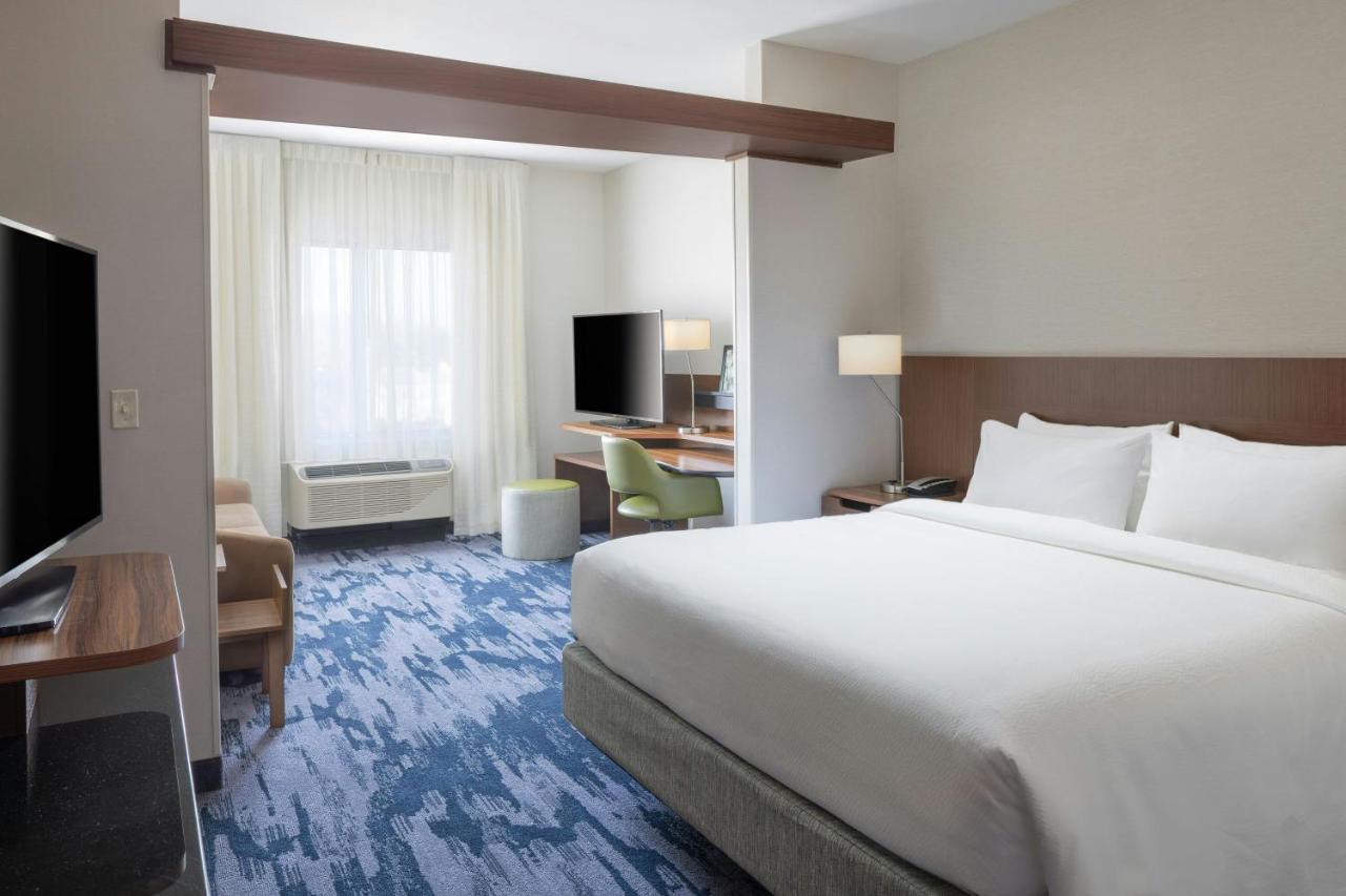  | Fairfield Inn & Suites Springfield Northampton/Amherst