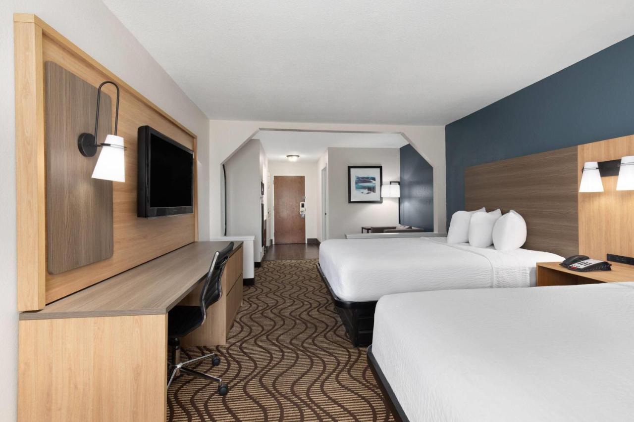 Double Room with Two Double Beds at La Quinta Inn by Wyndham Moss Point - Pascagoula