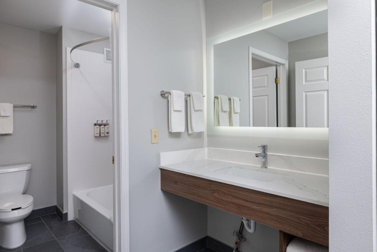  | Staybridge Suites Madison East, an IHG Hotel