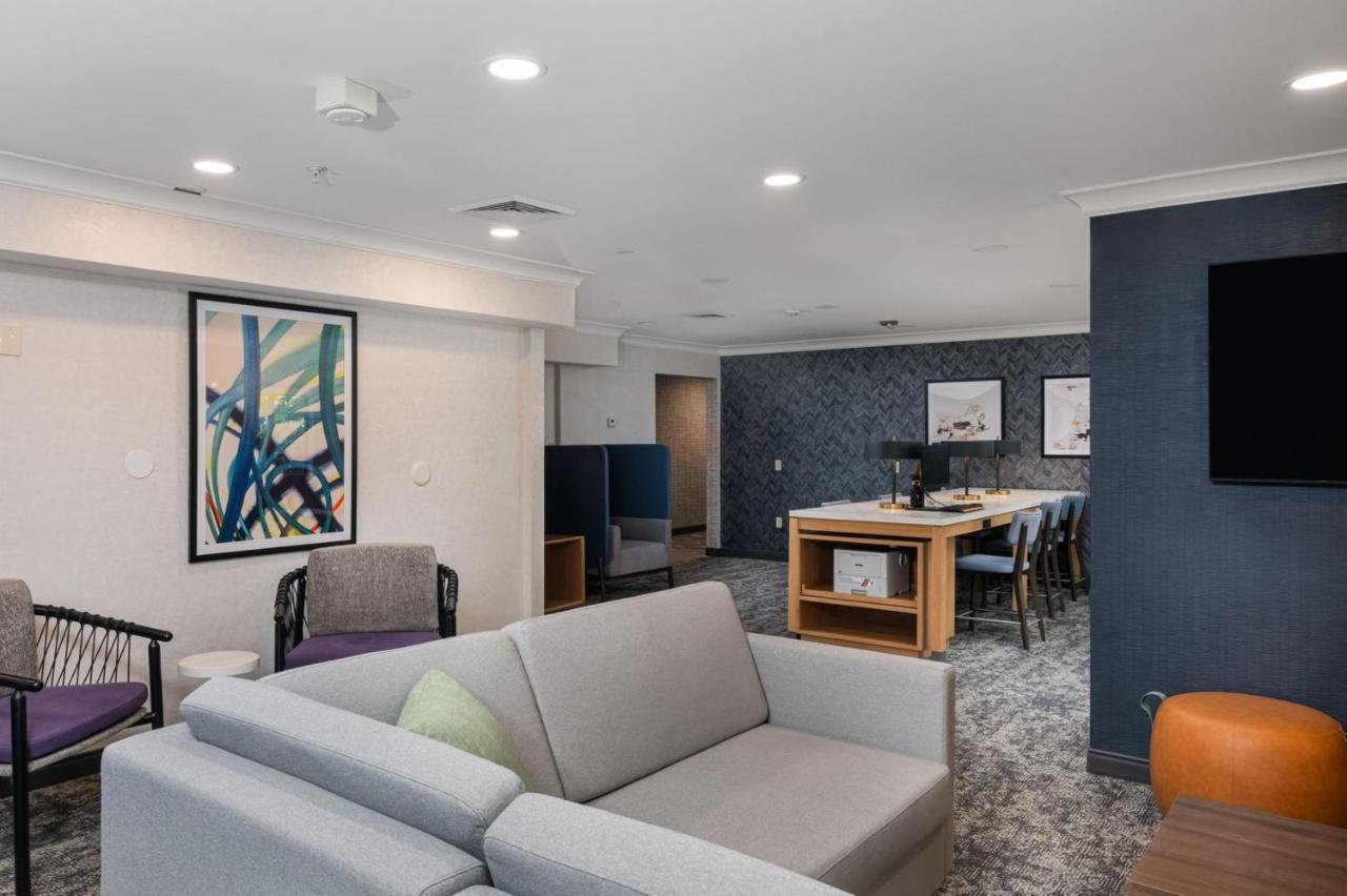  | Staybridge Suites Madison East, an IHG Hotel