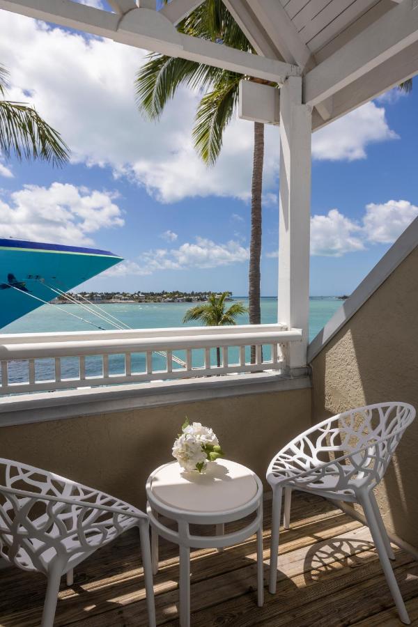 Ocean Front Room, King Bed at Sunset Key Cottages