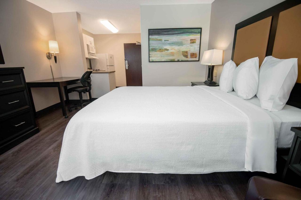 Queen Studio - Non-Smoking at Extended Stay America Suites Seattle Bothell West