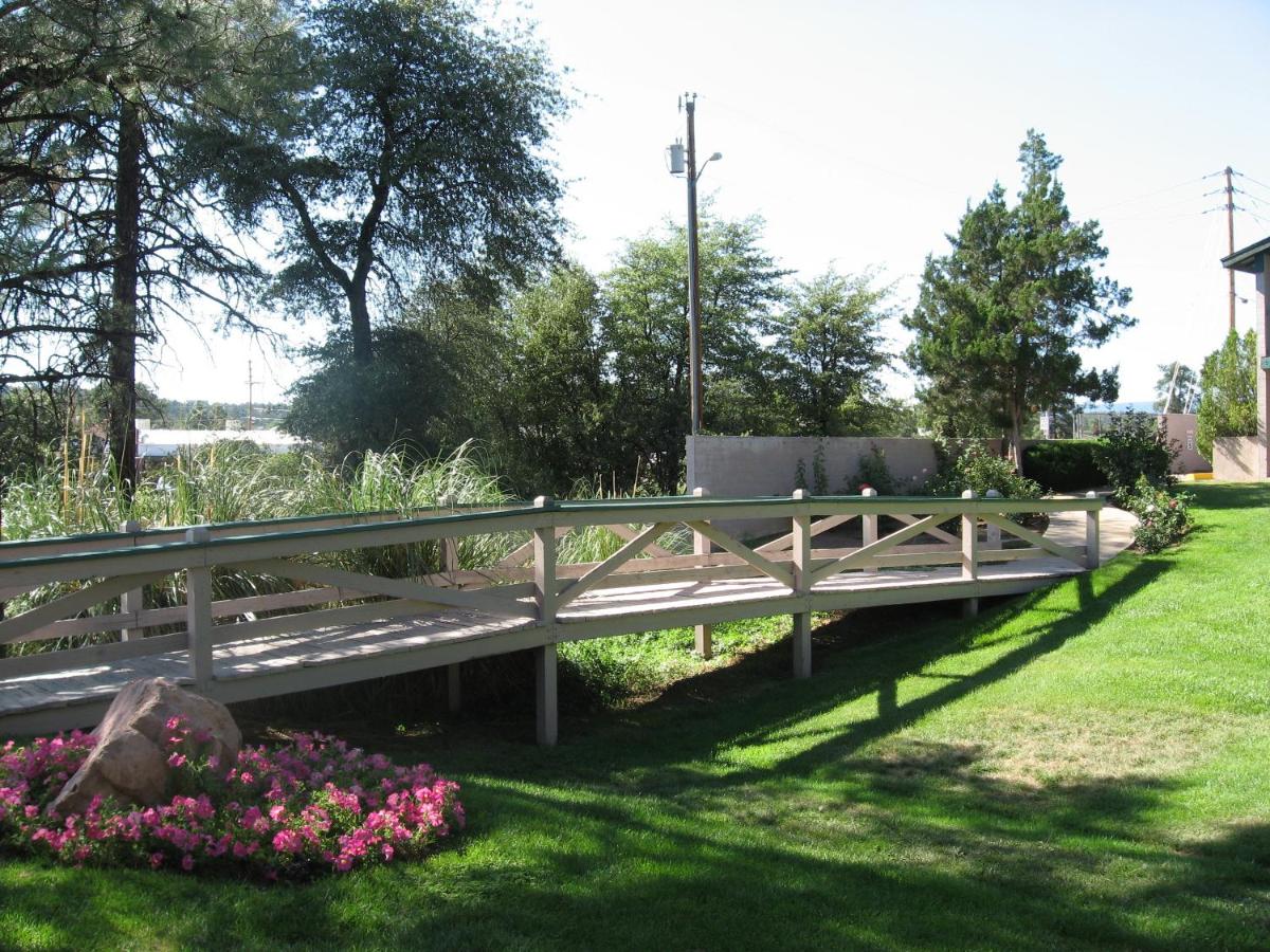 Standard King Room with Work Area and Patio - Non-Smoking at Quality Inn Payson