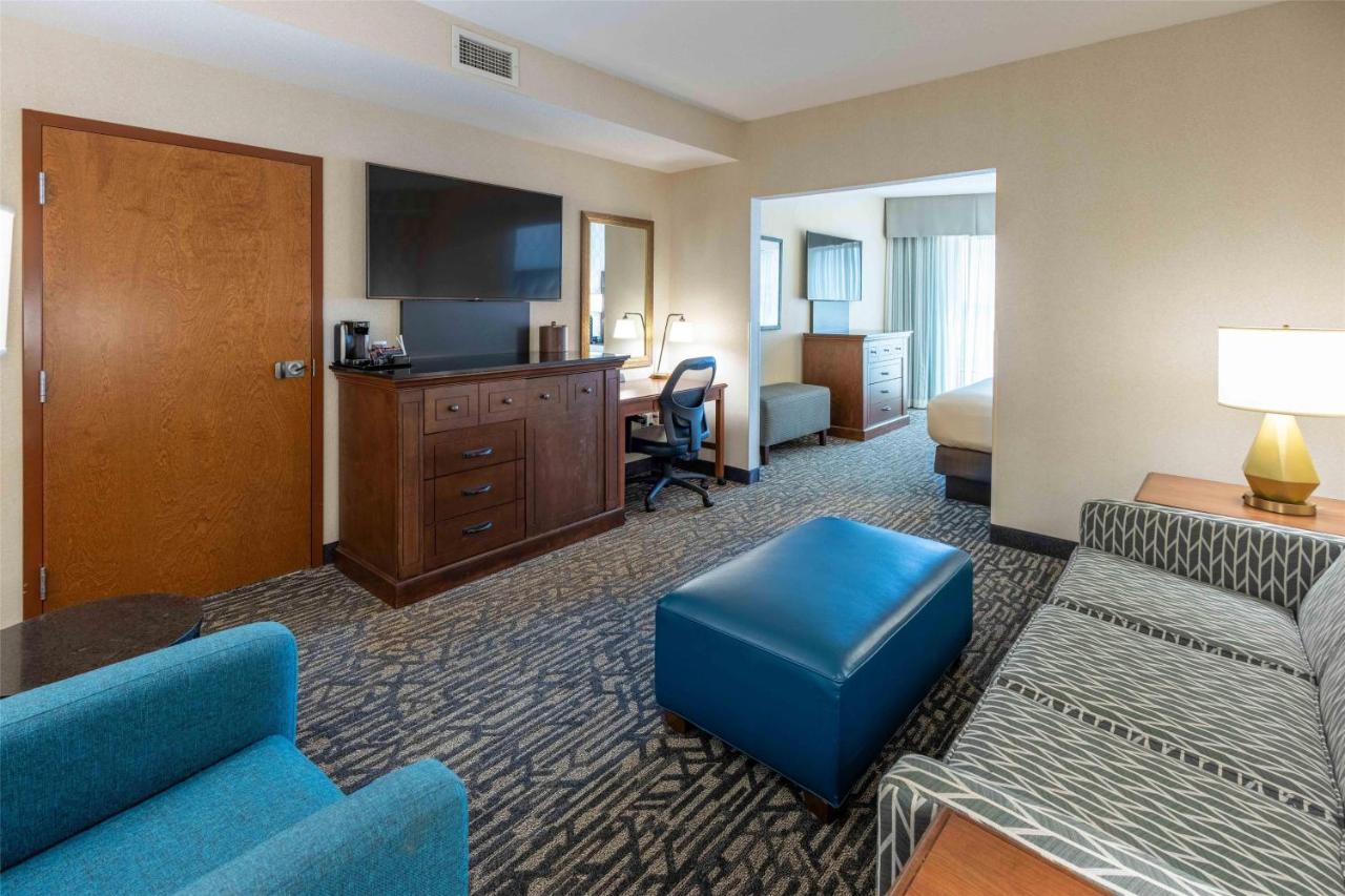 Deluxe Queen Room with Two Queen Beds with Sofa Bed at Drury Plaza Hotel St. Louis Chesterfield
