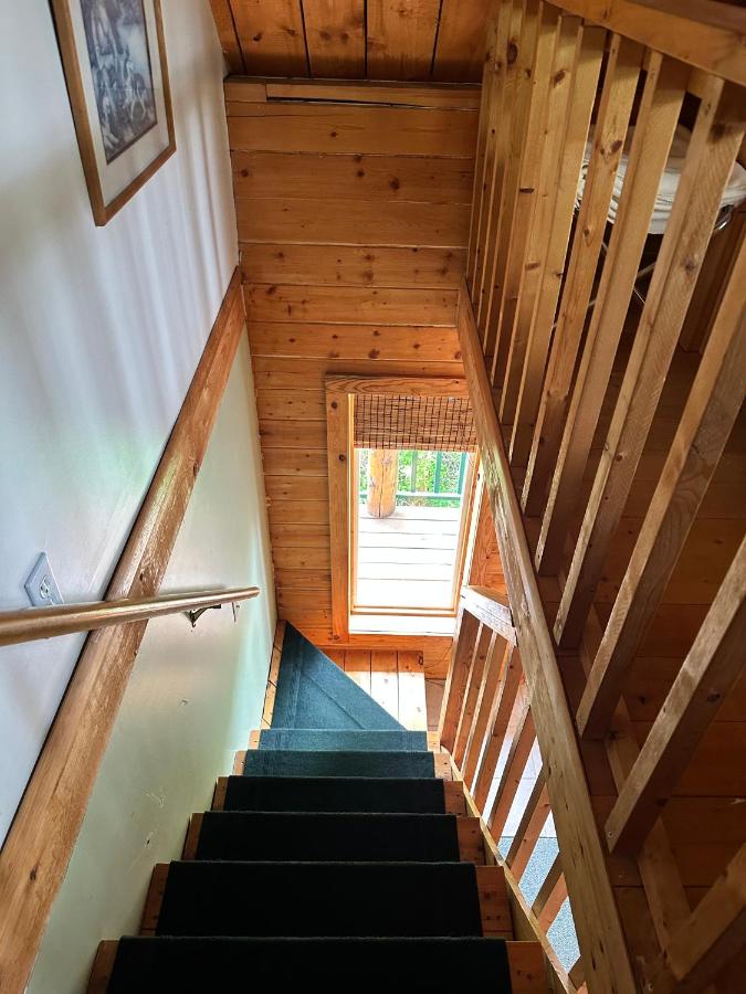 | Homer Floatplane Lodge