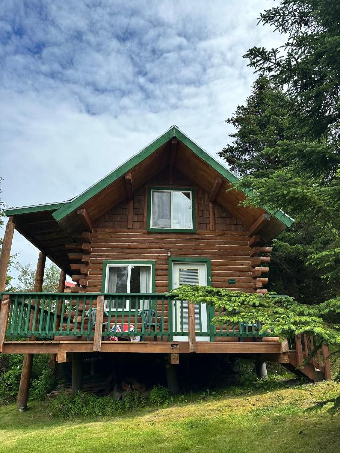  | Homer Floatplane Lodge