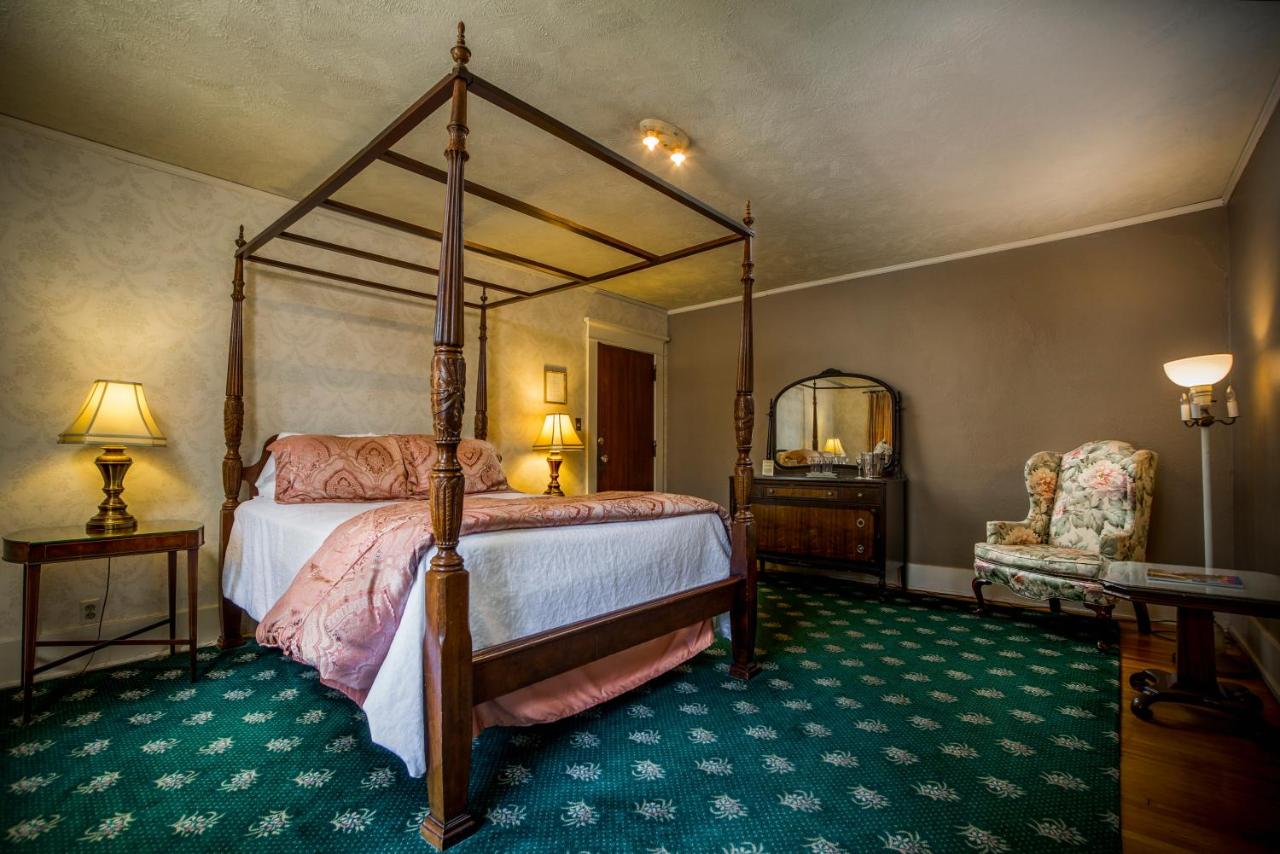 | The Rogers House Inn Bed and Breakfast