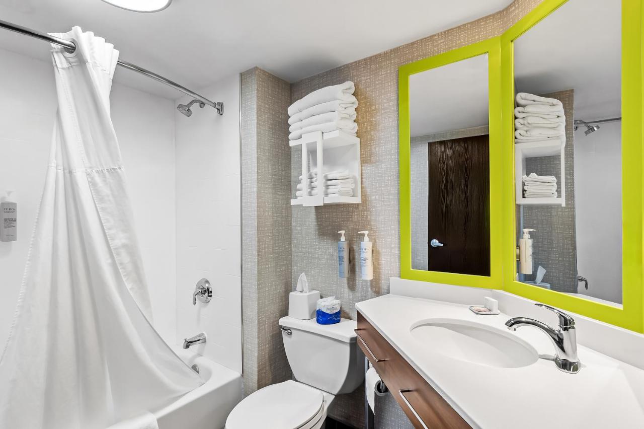 Double Room with Two Double Beds at Hampton Inn Princeton
