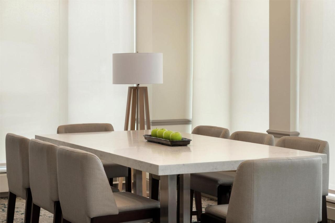 | Hilton Garden Inn Cleveland Airport