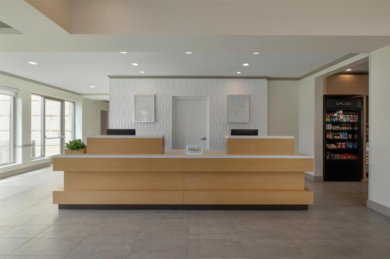| Hilton Garden Inn Cleveland Airport