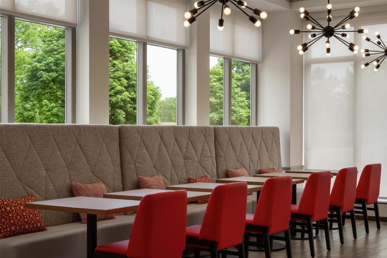 | Hilton Garden Inn Cleveland Airport