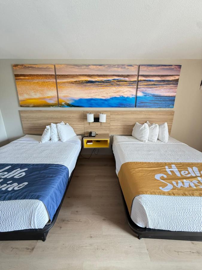 | Days Inn by Wyndham Shorter