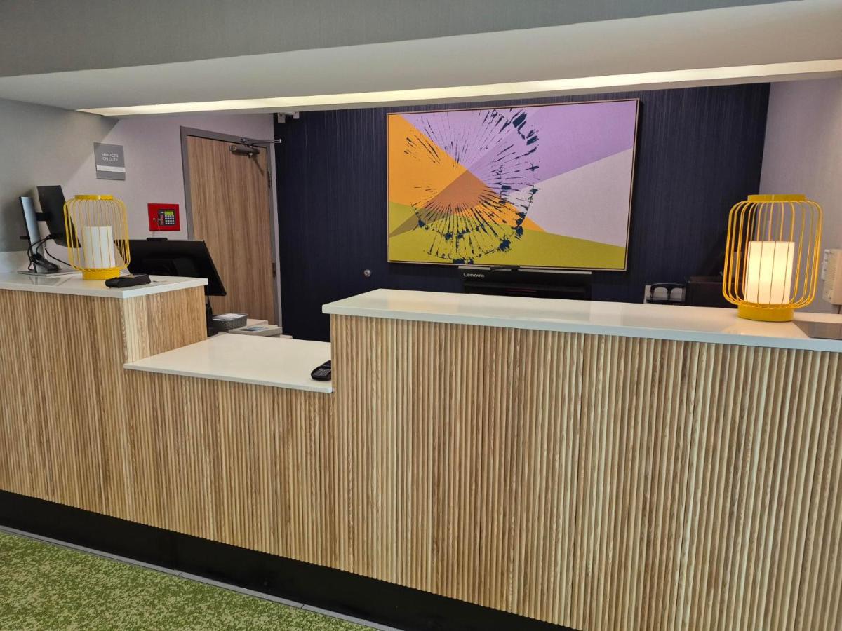 | Fairfield Inn & Suites by Marriott Lancaster