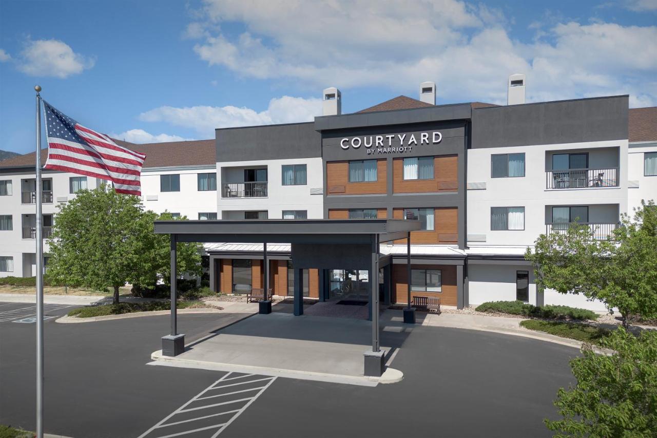| Courtyard by Marriott Colorado Springs South