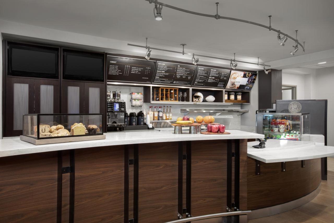 | Courtyard by Marriott Colorado Springs South