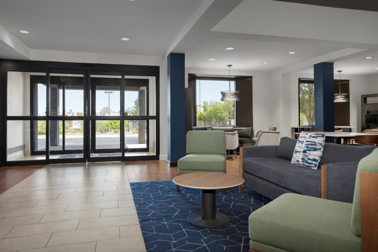 | Courtyard by Marriott Colorado Springs South