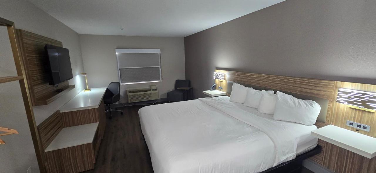  | Baymont Inn & Suites by Wyndham San Marcos