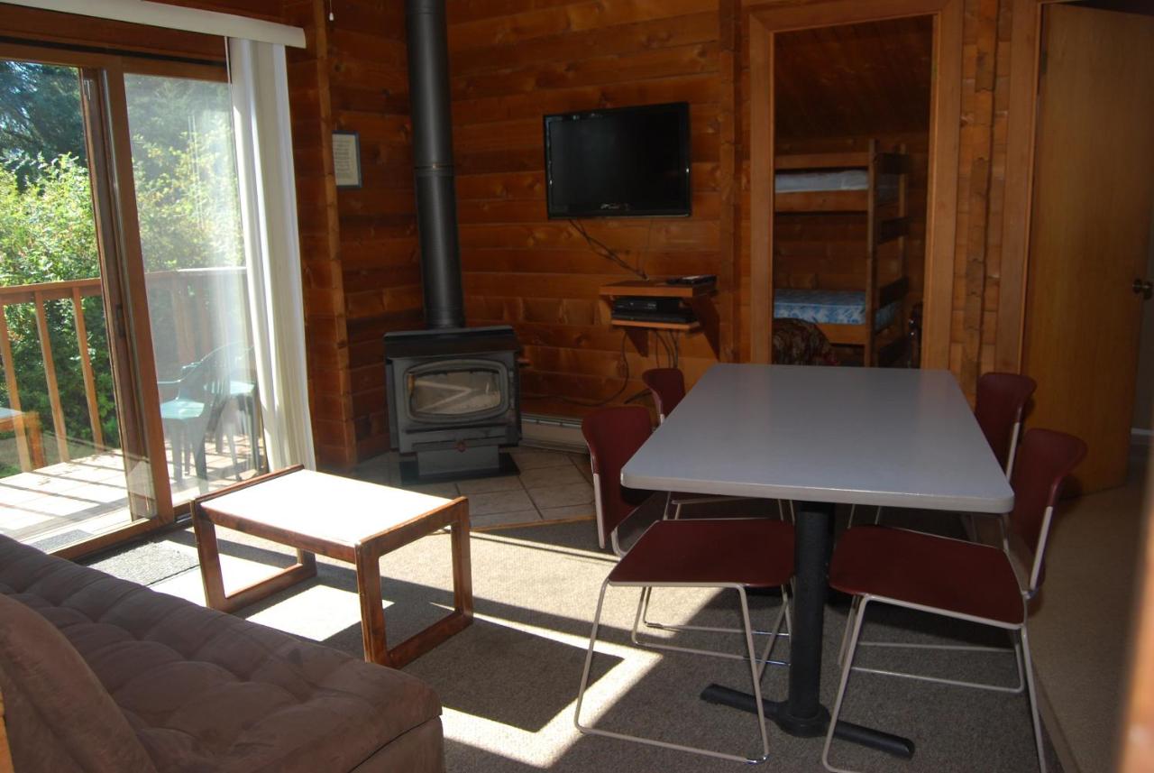 | La Conner Camping Resort Deluxe Cabin 5