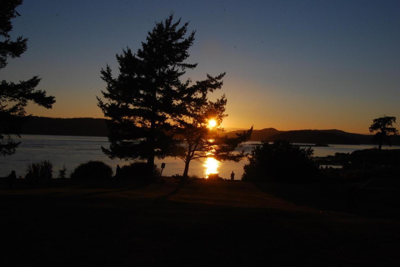 | La Conner Camping Resort Deluxe Cabin 5