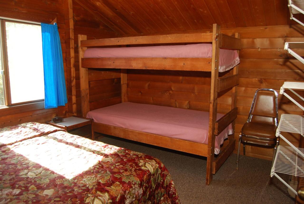 | La Conner Camping Resort Beach Cabin 1