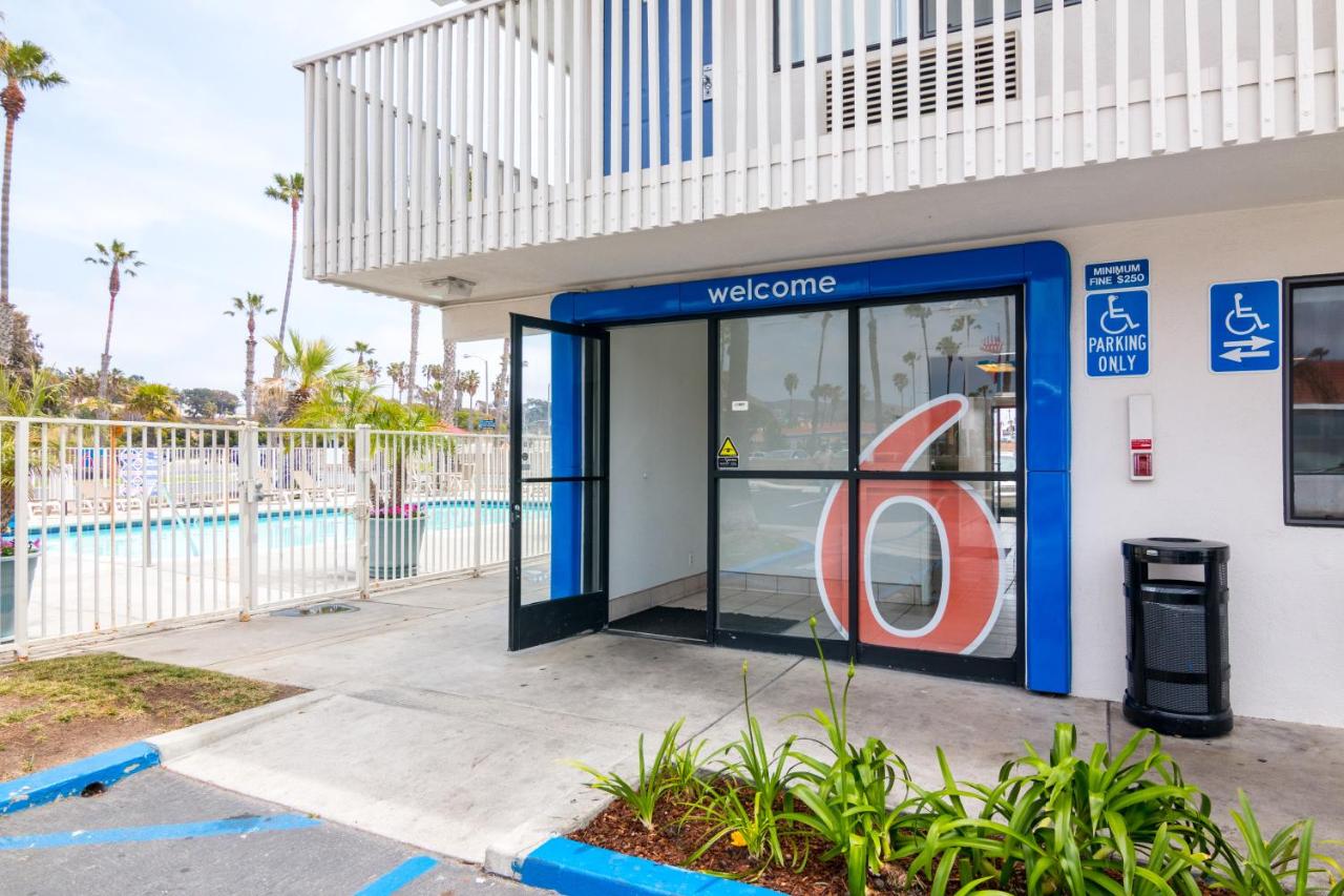 | Motel 6-Ventura, CA - Beach