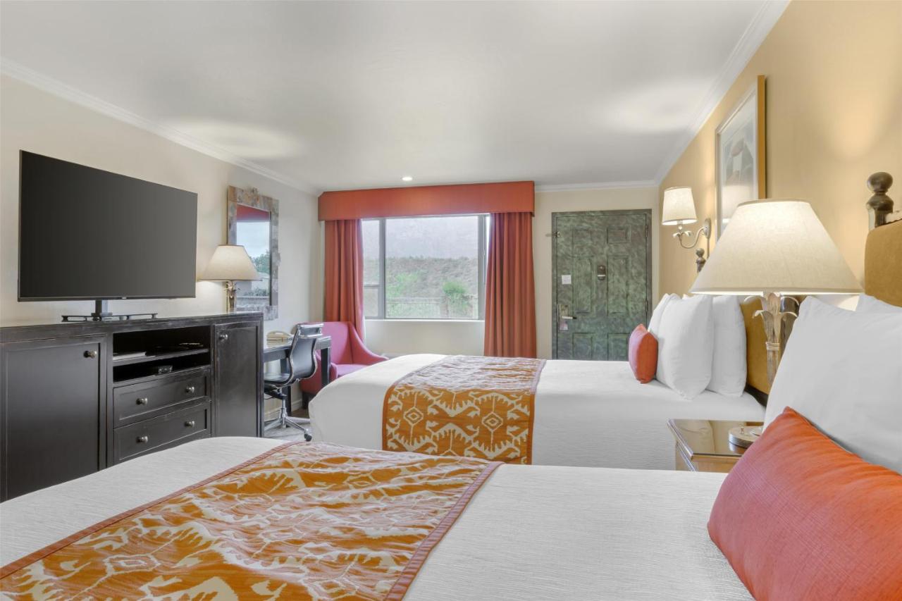 Queen Room with Two Queen Beds with Red Rock View with Patio - Non smoking at Best Western Plus Arroyo Roble Hotel & Creekside Villas