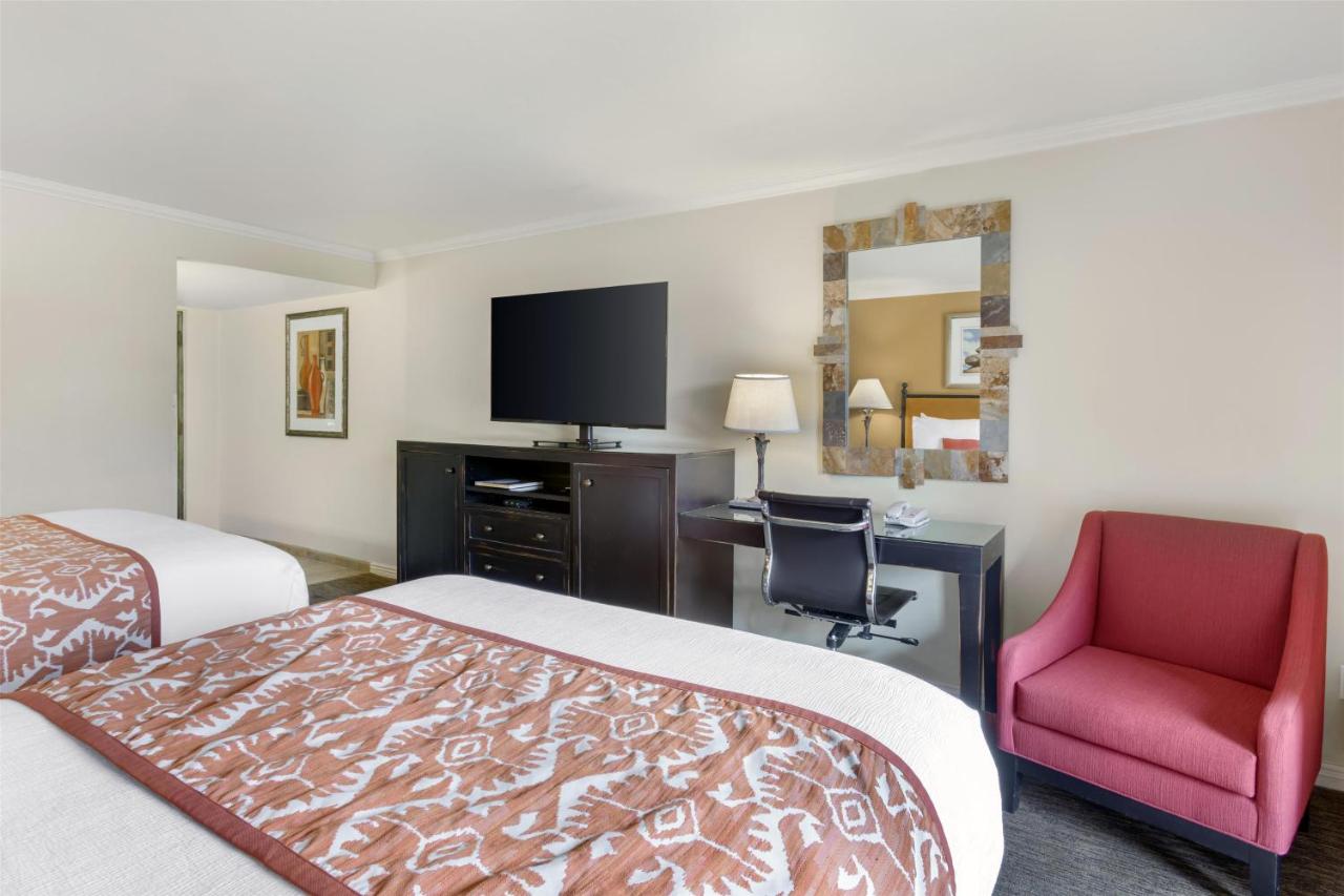 Queen Room with Two Queen Beds - Pet Friendly - Non smoking at Best Western Plus Arroyo Roble Hotel & Creekside Villas