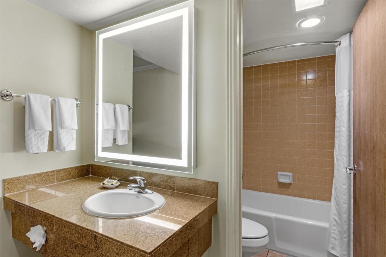  | Best Western Plus Arroyo Roble Hotel & Creekside Villas