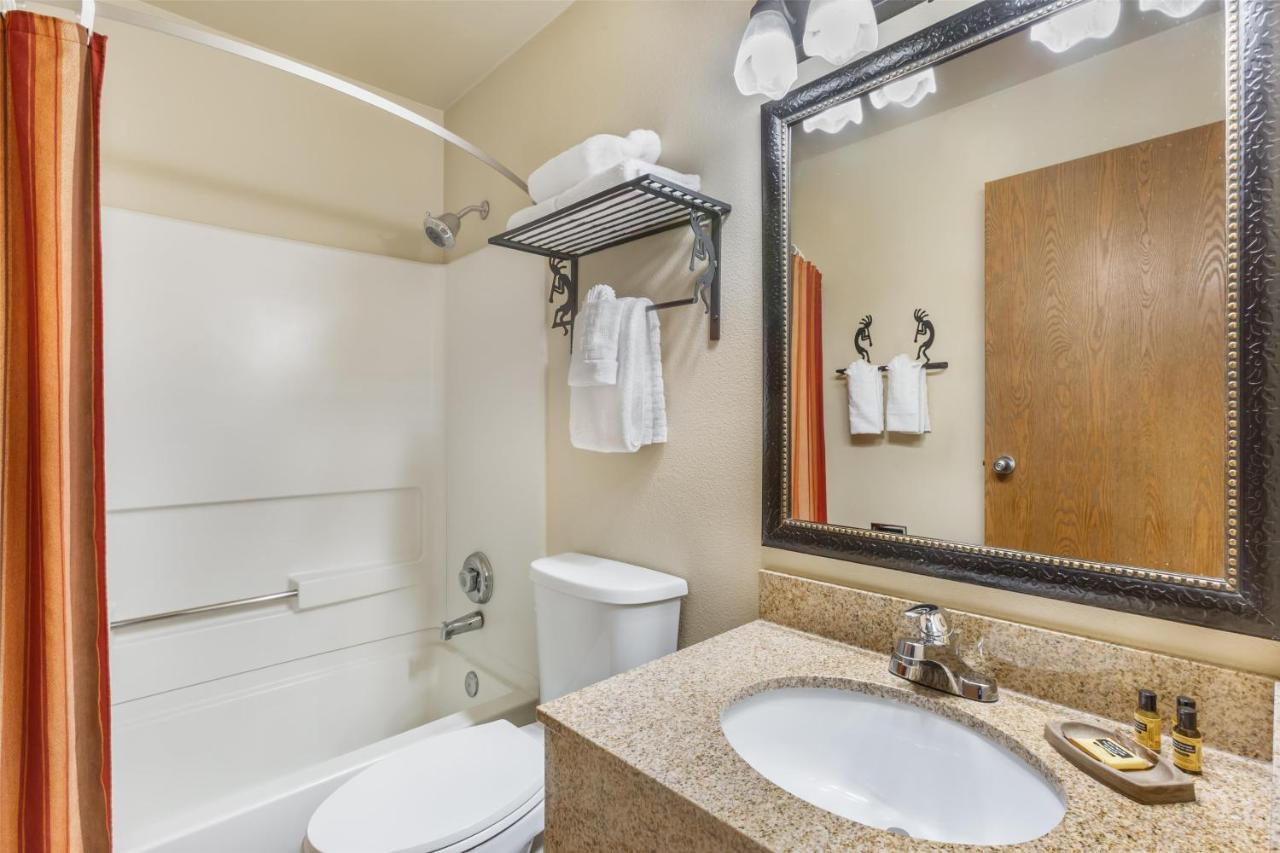 Queen Room - Non-Smoking at Best Western Plus Inn of Santa Fe